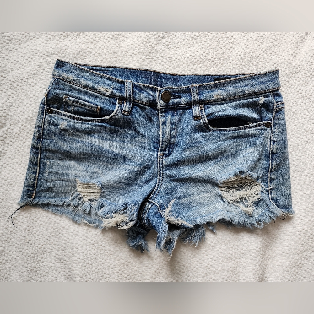 Blank NYC Cut-Off Denim Shorts Size 26
